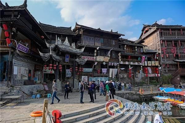 穴居人打高尔夫